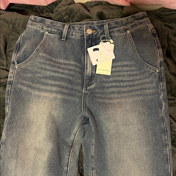 Commense Jeans with Split Hem - Picture 5 of 6